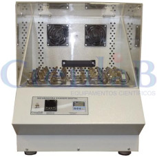 Incubadora Shaker Digital Microprocessada